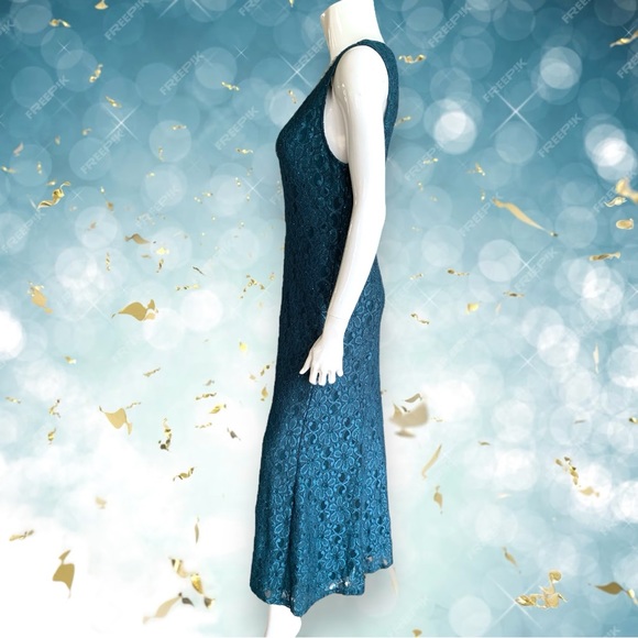 NY COLLECTION SPARKLY TEAL LACE EVENING GOWN & PEARL NECKLINE. WOMEN’S SIZE L - Picture 3 of 10